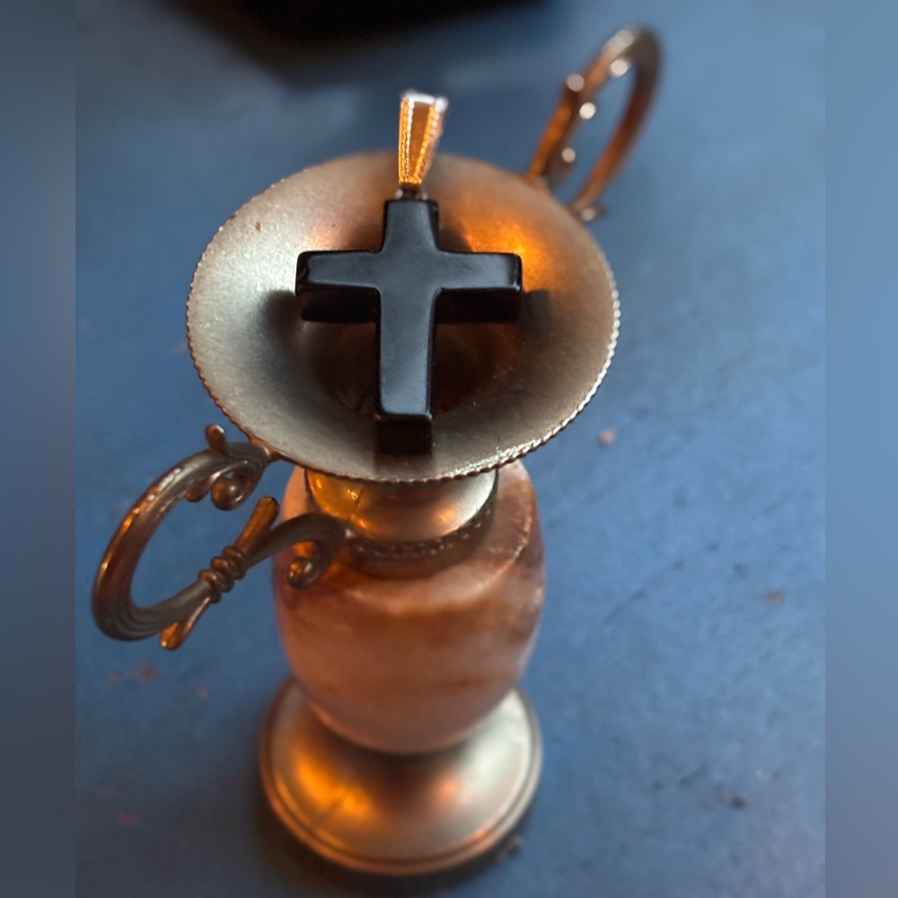 ELEGANT Silver Tone Genuine Onyx Stone Cross Pendant UNISEX